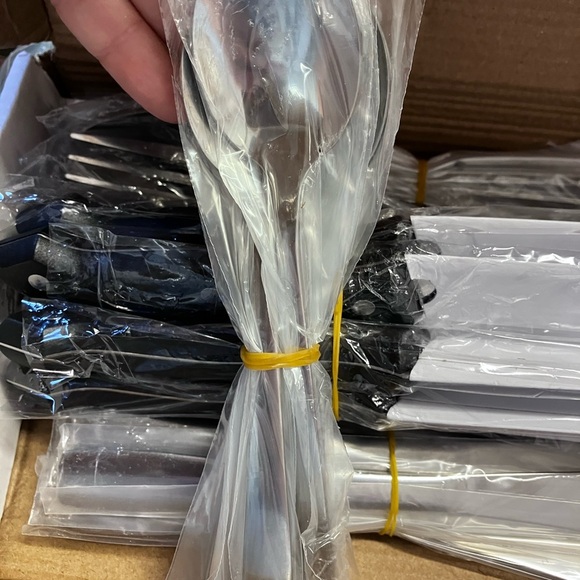 Stainless Steel and Black Handle Cutlery Set - Picture 11 of 12